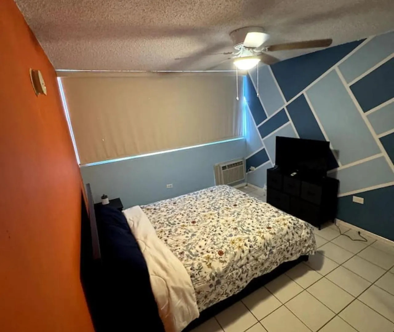 Private Room W Queen Bed In Shared Home Сан-Хуан