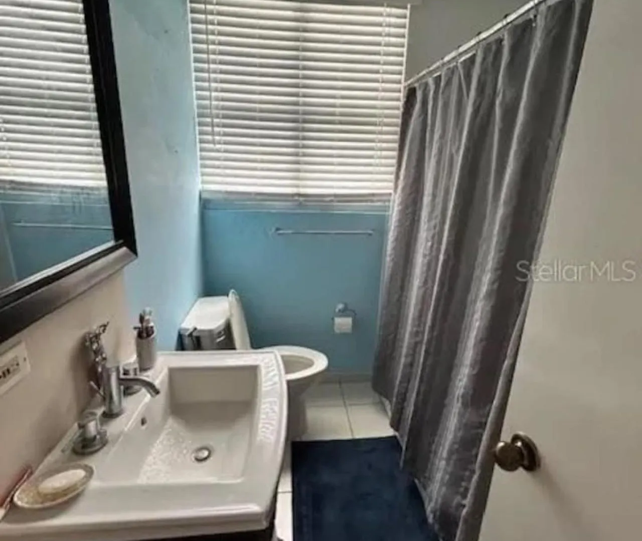 Private Room W Queen Bed In Shared Home Сан-Хуан